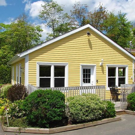 Larinda'S Landing Oceanfront Cottages Halifax Buitenkant foto