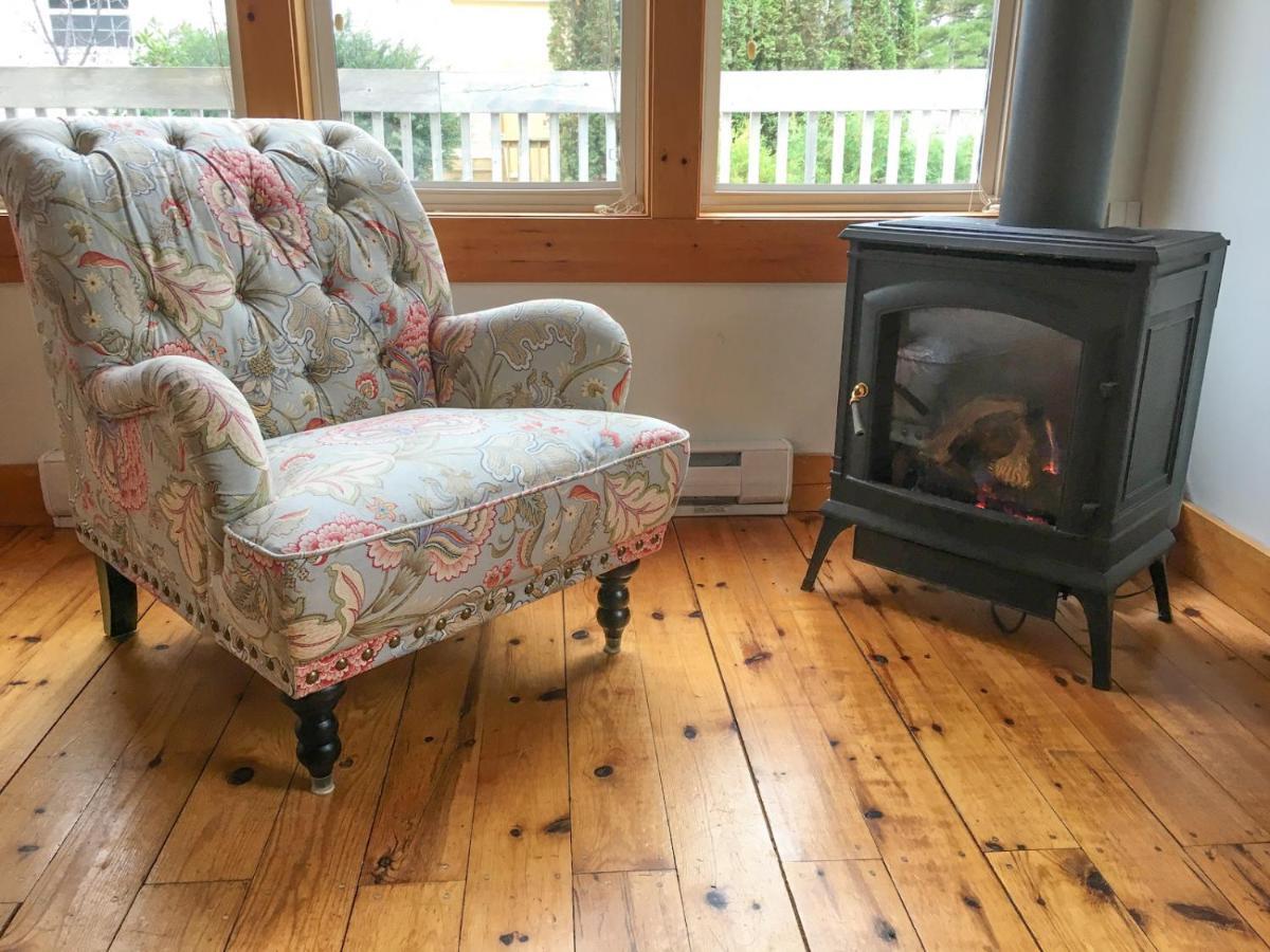 Larinda'S Landing Oceanfront Cottages Halifax Buitenkant foto