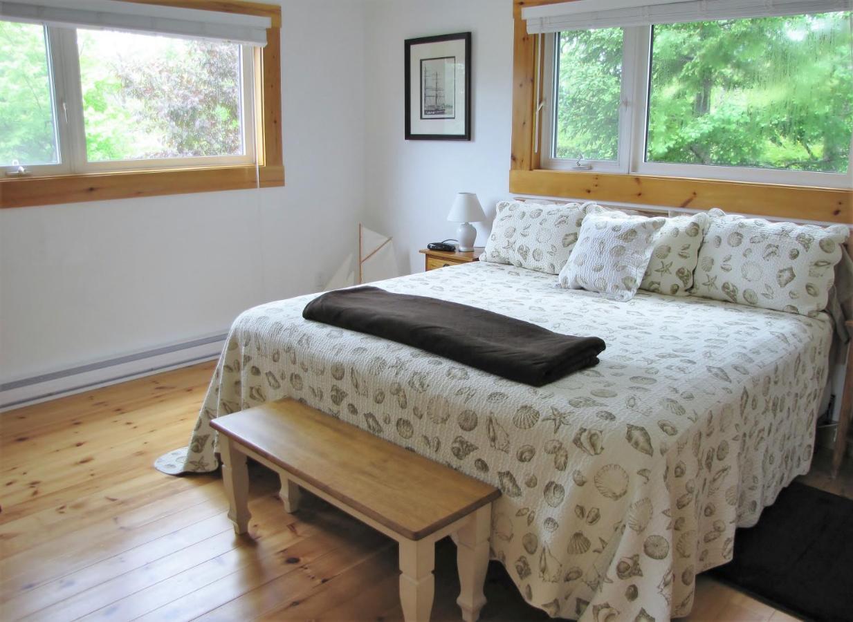 Larinda'S Landing Oceanfront Cottages Halifax Buitenkant foto