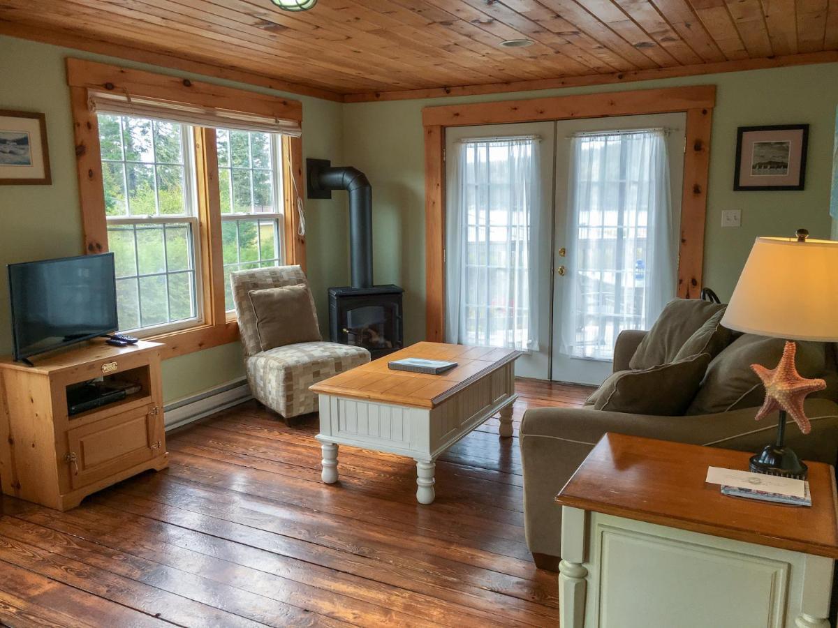 Larinda'S Landing Oceanfront Cottages Halifax Buitenkant foto