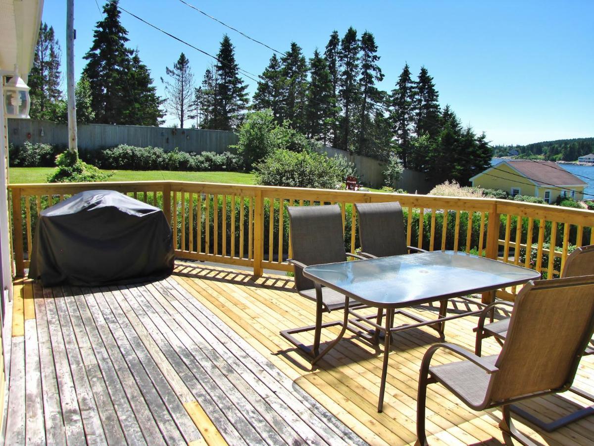 Larinda'S Landing Oceanfront Cottages Halifax Buitenkant foto