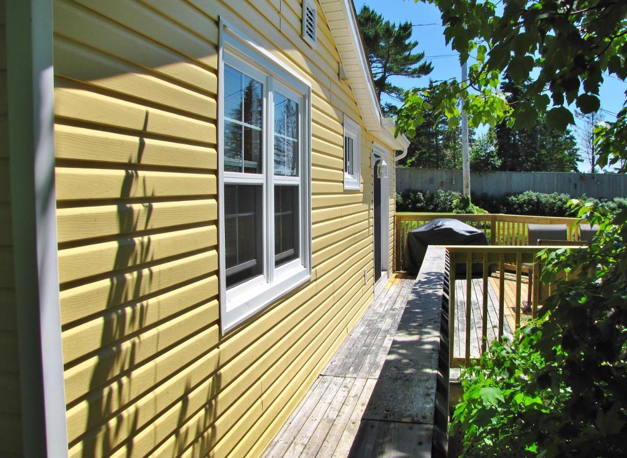 Larinda'S Landing Oceanfront Cottages Halifax Buitenkant foto