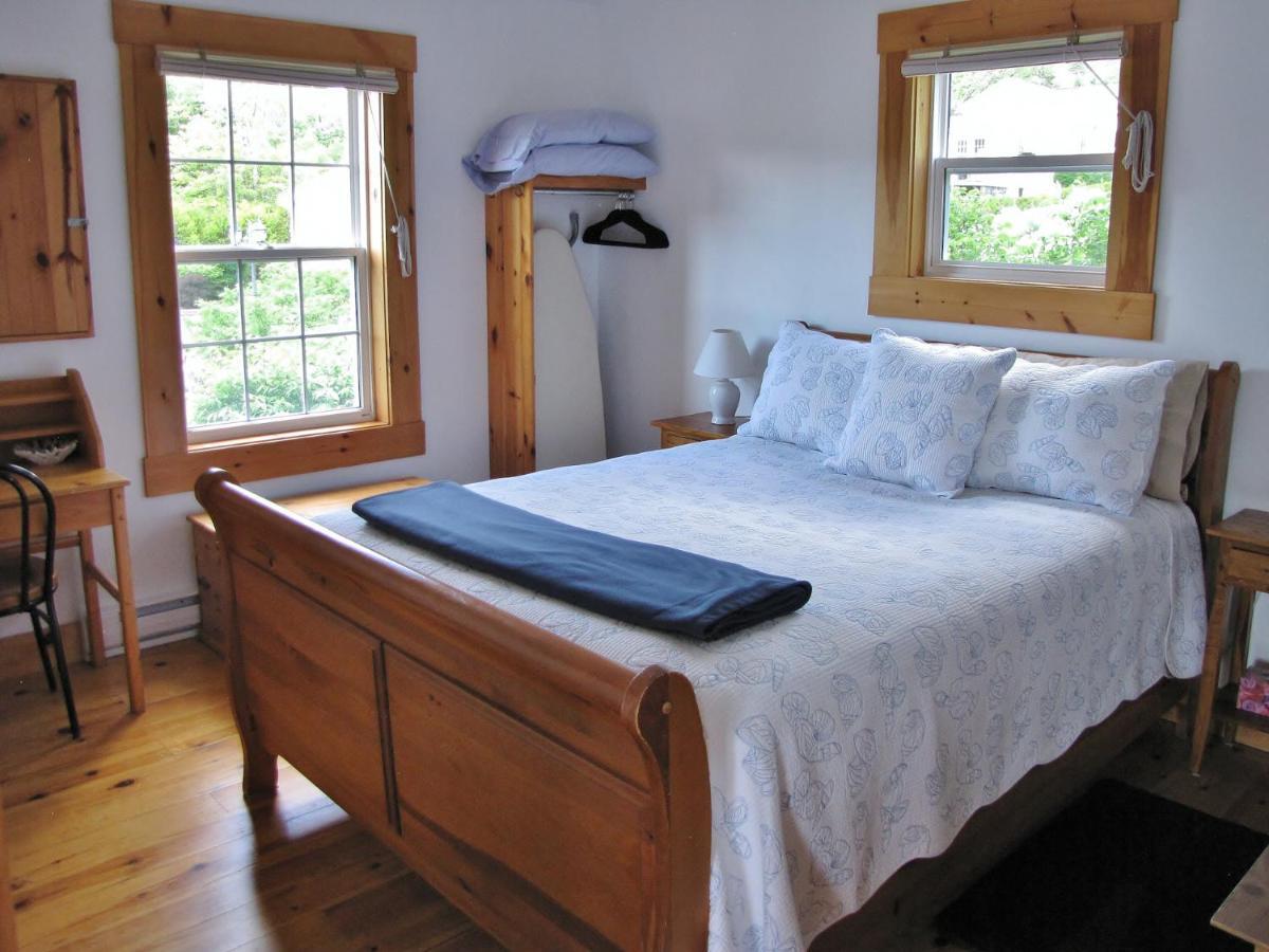 Larinda'S Landing Oceanfront Cottages Halifax Buitenkant foto