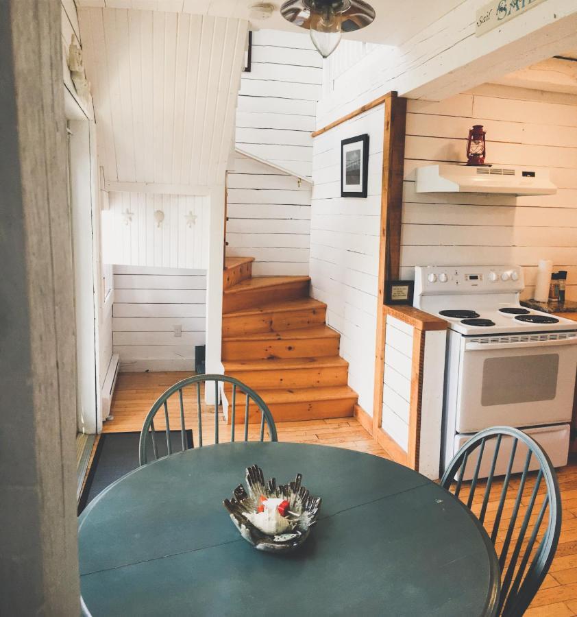 Larinda'S Landing Oceanfront Cottages Halifax Buitenkant foto
