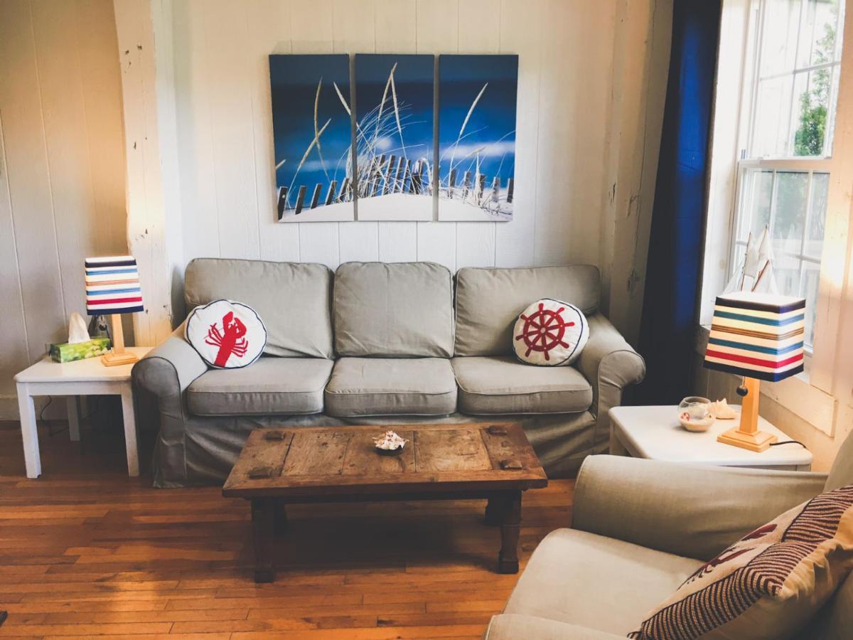 Larinda'S Landing Oceanfront Cottages Halifax Buitenkant foto