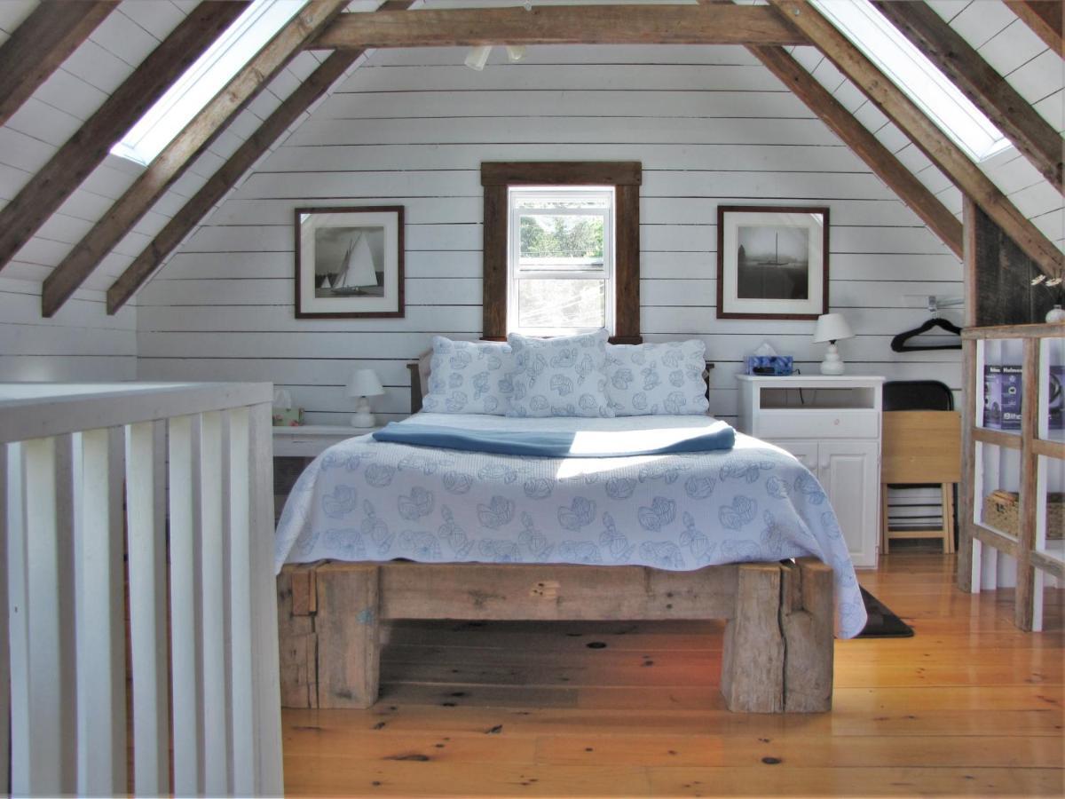 Larinda'S Landing Oceanfront Cottages Halifax Buitenkant foto