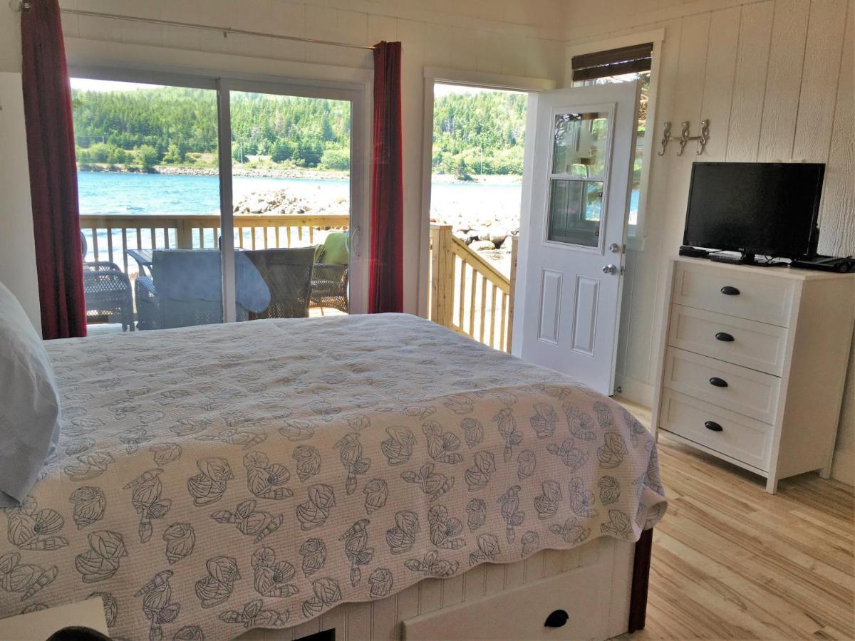 Larinda'S Landing Oceanfront Cottages Halifax Buitenkant foto